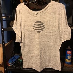 AT&T ESTORE Bella Dolman Top Size Large